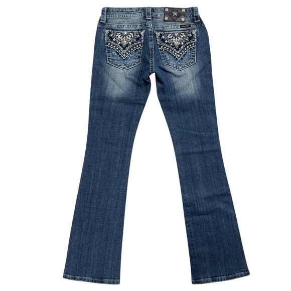 NWT✨ | Miss Me | Low Rise Embroidered Rhinestone Faux Flap Pocket Bootcut Jeans - Picture 6 of 10
